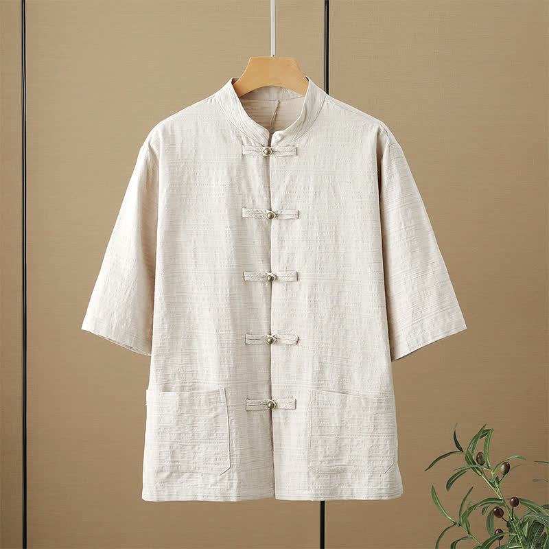 Buddha Stones Chemises d'été décontractées pour hommes, style Tang, col mandarin, boutons brandebourg, manches trois-quarts, poches - Beige - US/UK/AU48，EU58 (6XL) - image 1