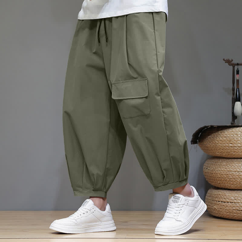 Buddha Stones Pantalon Capri uni décontracté d'été à cordon de serrage minimaliste, style harem pour homme avec poches - Vert foncé - US/UK/AU46, EU56 (5XL) - image 0