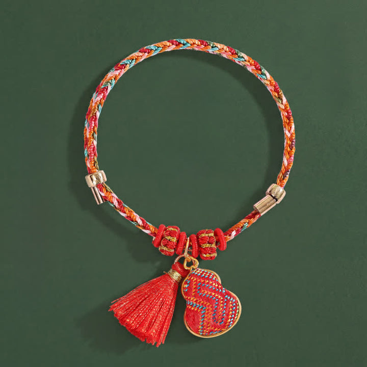 Buddha Stones Bracelet de protection en gourde brodé à cinq fils rouges - Rouge (Même teinte – motif variable) - image 0
