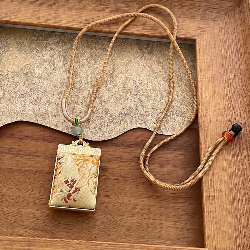 Buddha Stones Collier rectangulaire tressé à motif floral en brocart Song Harmony - Jaune (même teinte – motif variable) - image 2