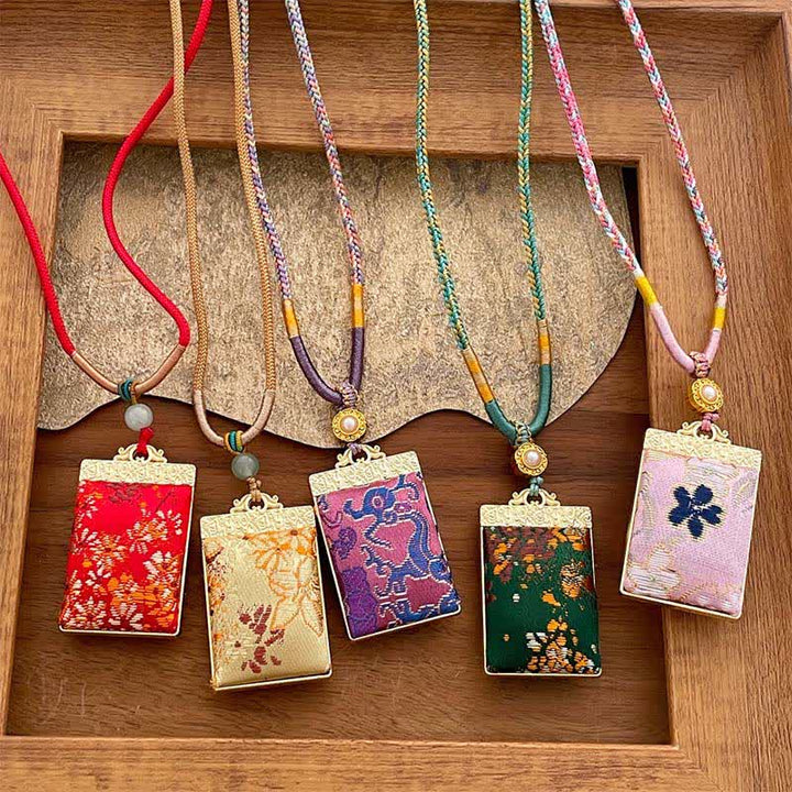 Buddha Stones Collier rectangulaire tressé à motif floral en brocart Song Harmony - image 0