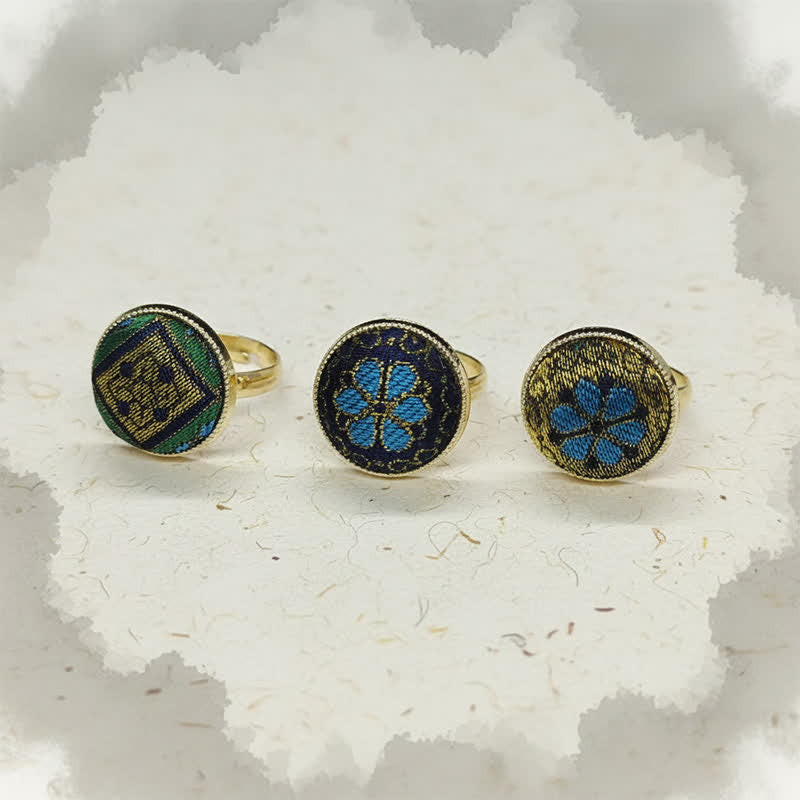 Buddha Stones Bague ronde ajustable en brocart à motif floral fait main, ornée d'un symbole de bénédiction - image 10