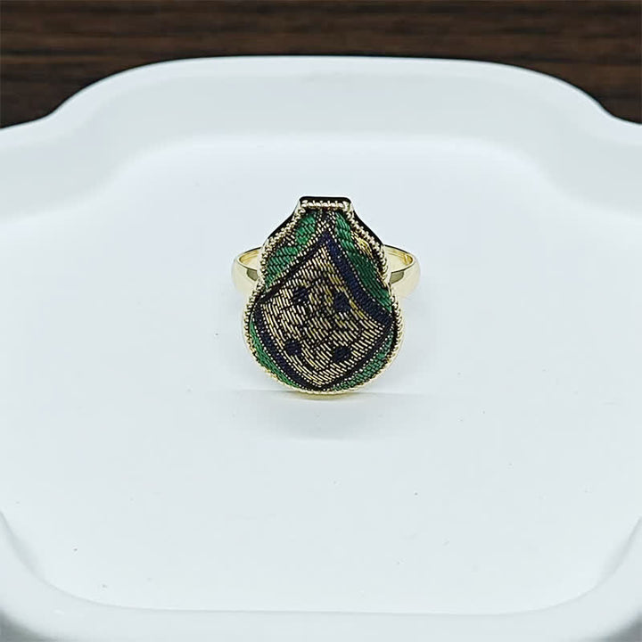 Buddha Stones Bague ajustable de style chinois vintage en brocart Song en forme de gourde, symbole de bénédiction - Vert doré (même teinte – motif variable) - Réglable (Ouvert) - image 8
