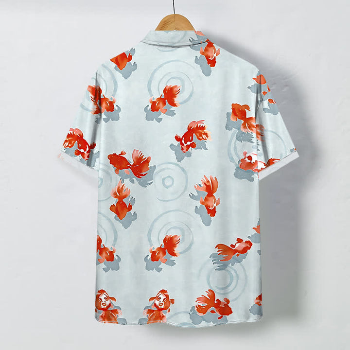 Buddha Stones Chemise à manches courtes pour homme, infroissable, avec boutons à motif de carpes koï rouges. - image 1