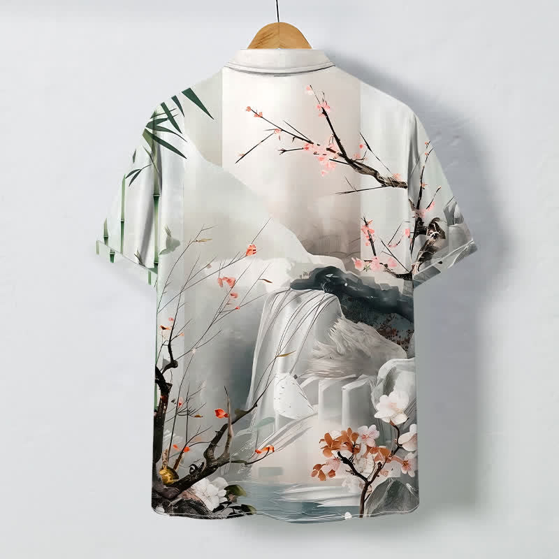 Buddha Stones Chemise à manches courtes pour homme, infroissable, à boutons et motif de fleurs de grues dans un paysage à l'encre - image 1