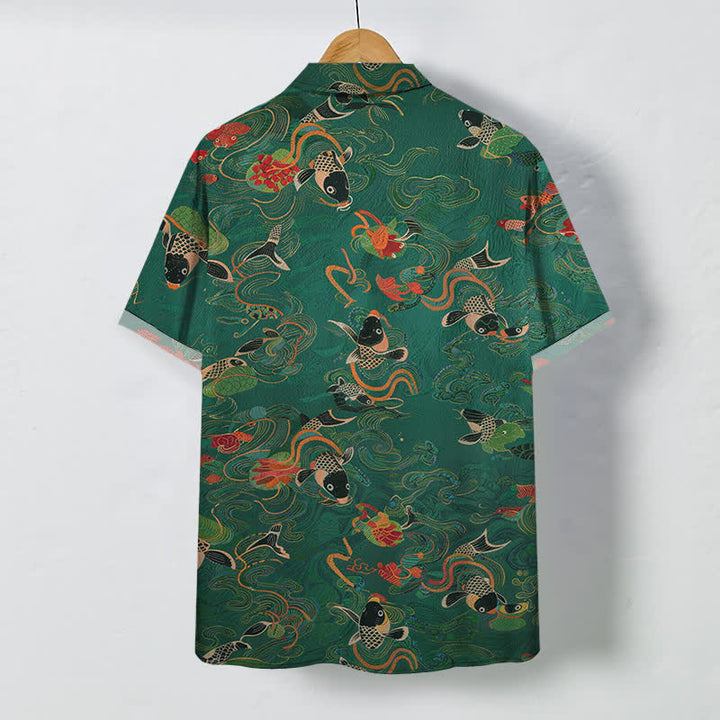 Buddha Stones Chemise à manches courtes respirante pour homme avec boutons et motif de vagues et de poissons koi - image 1