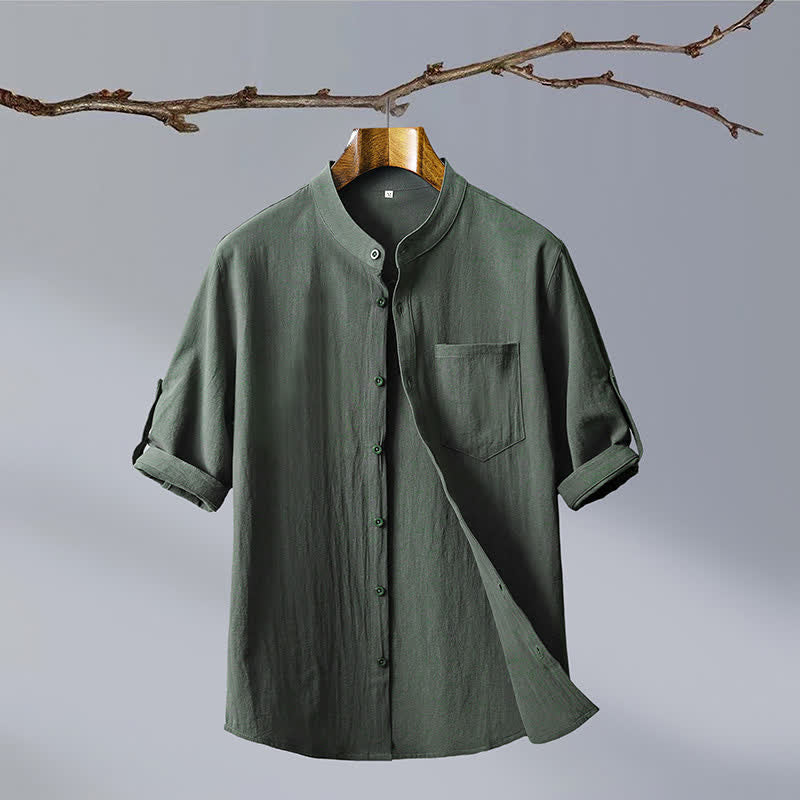 Buddha Stones Chemise d'été décontractée à col mandarin pour homme, en coton uni, manches courtes et poches plaquées. - Vert olive foncé - US/UK/AU46, EU56 (5XL) - image 0