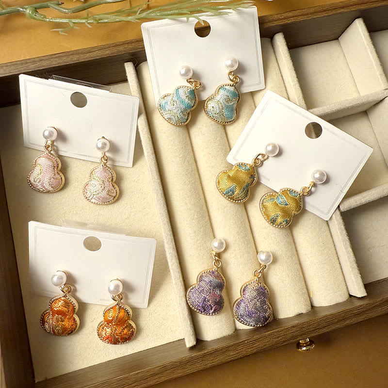 Buddha Stones Boucles d'oreilles pendantes artisanales Song Brocade Pearl Gourde Healing Stud Stud Earrings - image 11