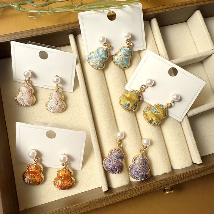 Buddha Stones Boucles d'oreilles pendantes artisanales Song Brocade Pearl Gourde Healing Stud Stud Earrings - image 11