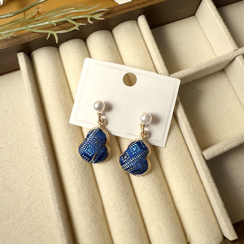 Buddha Stones Boucles d'oreilles pendantes artisanales Song Brocade Pearl Gourde Healing Stud Stud Earrings - Bleu marine (même teinte – motif variable) - image 2