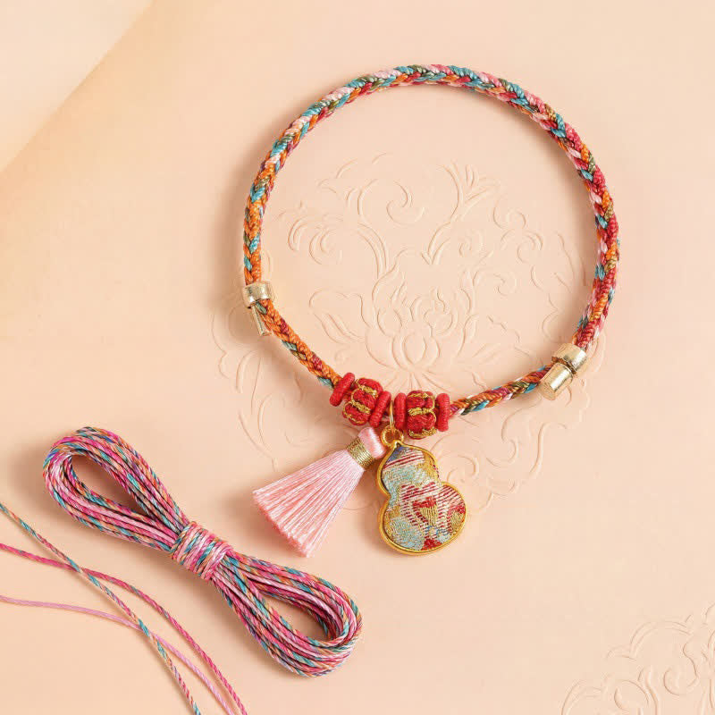 Buddha Stones Bracelet de protection tissé à la main en forme de calebasse avec porte-monnaie en forme de pomme et de cadenas chinois, orné d'un sac à monnaie en forme de pomme et de cinq couleurs. - image 35