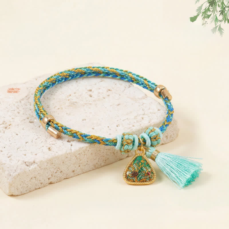 Buddha Stones Bracelet porte-bonheur en brocart vert Song à cinq couleurs tissé à la main, avec breloque pomme Zongzi et cadenas chinois. - Zongzi (Même teinte – motif variable) - image 0
