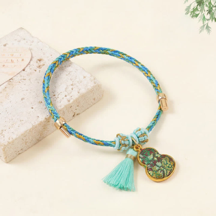 Buddha Stones Bracelet porte-bonheur en brocart vert Song à cinq couleurs tissé à la main, avec breloque pomme Zongzi et cadenas chinois. - Courge (même teinte – motif variable) - image 19