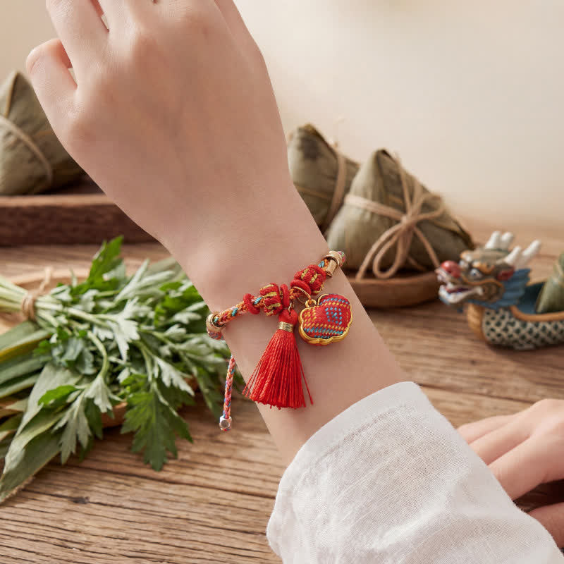 Buddha Stones Bracelet tressé Zongzi en brocart rouge Song rouge à cinq couleurs, porte-bonheur, avec breloque cadenas chinois, pomme, bourse et calebasse. - image 4
