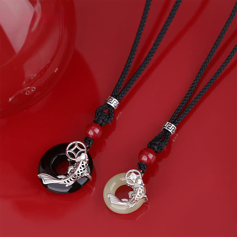 Buddha Stones Collier tressé circulaire en jade représentant une carpe koï et le succès, de style chinois - image 0