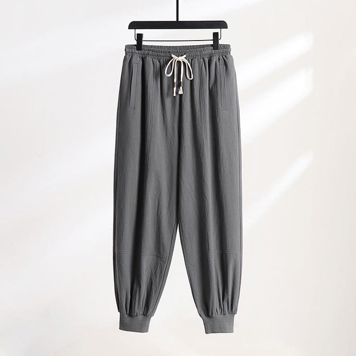 Buddha Stones Pantalon d'été décontracté pour homme, taille élastique avec cordon de serrage, coupe fuselée et poches. - Gris sombre - US/UK/AU54, EU64 (9XL) - image 0