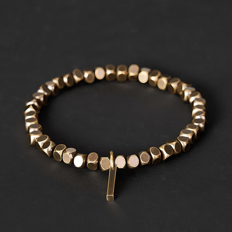 Buddha Stones Bracelet de guérison en laiton avec perles carrées de 4 mm - Tour de poignet : 7,9–8,2 po (20–21 cm) - image 0