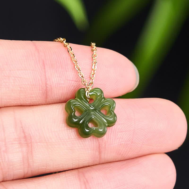 Buddha Stones Collier pendentif trèfle à quatre feuilles en jade sculpté à la main - image 3