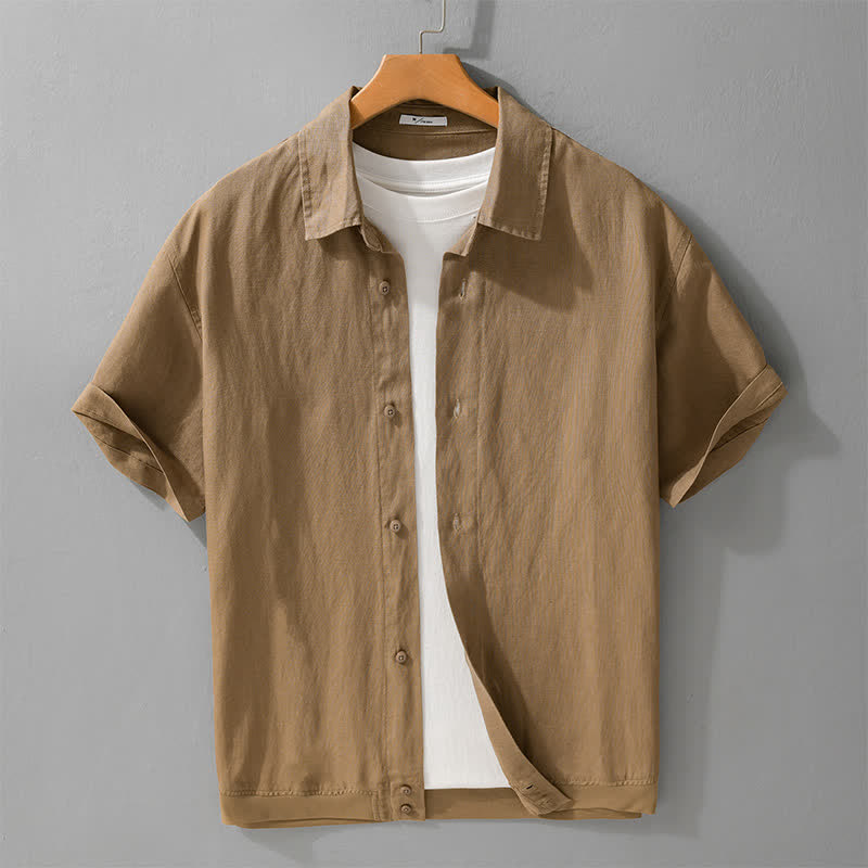 Buddha Stones Chemises d'été minimalistes décontractées à manches courtes pour hommes, col montant et manches courtes, unies, boutonnées - Tanné - US/UK/AU42，EU52 (3XL) - image 0