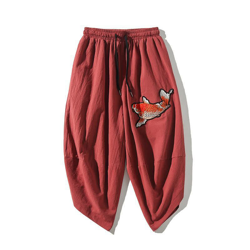 Buddha Stones Pantalon Capri d'été Tang Style à cordon de serrage et motif carpe koï, style sarouel, avec poches - Rouge indien - US/UK/AU46, EU56 (5XL) - image 0