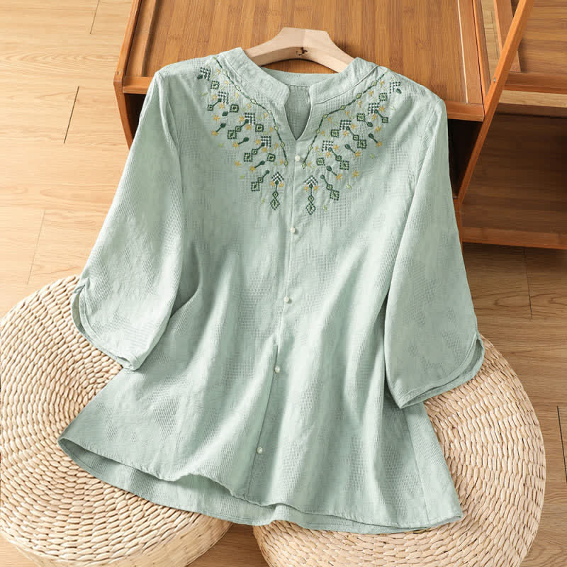Buddha Stones Chemises d'été décontractées bohèmes à manches trois-quarts, broderie géométrique florale et col en V pour femmes - Vert pâle - US12, UK/AU16, EU44 (3XL) - image 0
