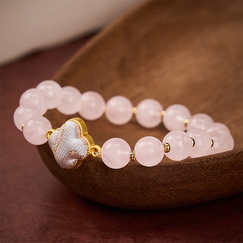Buddha Stones Bracelet à breloques fait main en brocart de quartz rose avec trèfle à quatre feuilles et symbole de bénédiction - image 2