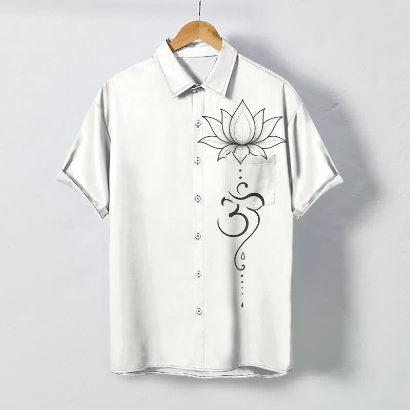 Buddha Stones Chemise à manches courtes respirante pour homme avec boutons à motif de lotus Om. - Blanc - US/UK/AU48，EU58 (4XL) - image 0
