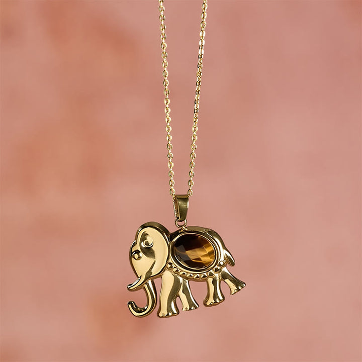 Buddha Stones Collier de protection éléphant en œil de tigre plaqué or - image 3