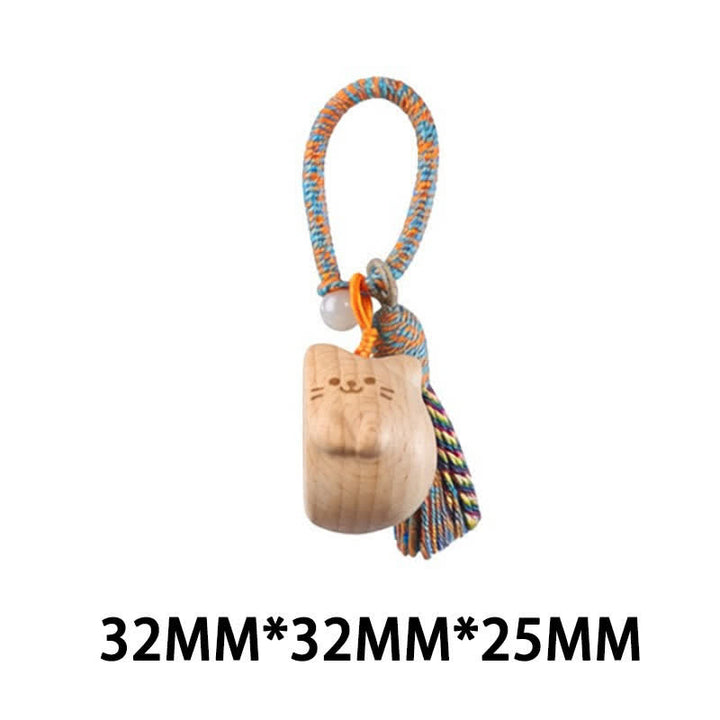 Buddha Stones Porte-clés porte-bonheur en bois clair sculpté à la main avec pompon chat, symbole d'ancrage - Chat bleu couché - image 38