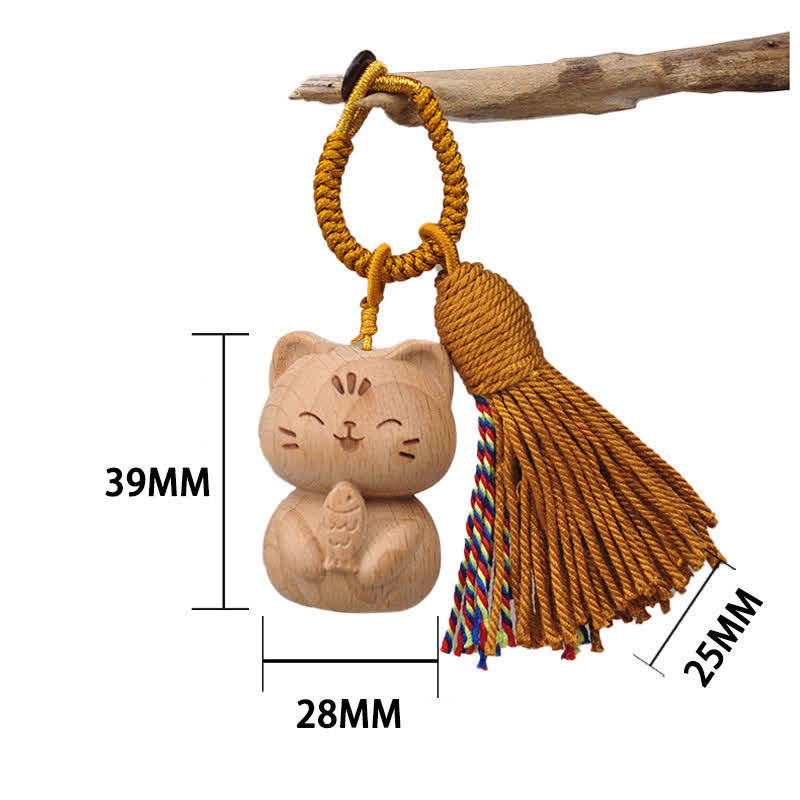 Buddha Stones Porte-clés porte-bonheur en bois clair sculpté à la main avec pompon chat, symbole d'ancrage - Chat brun mangeant du poisson - image 17