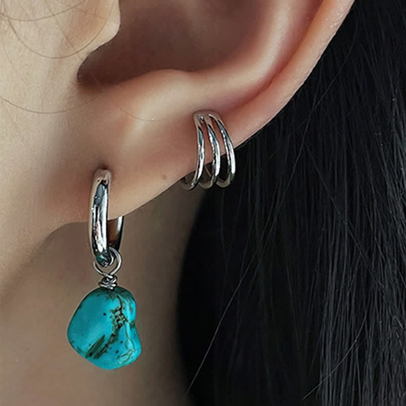 Buddha Stones Boucles d'oreilles tibétaines créoles de protection en turquoise synthétique faites à la main - image 2