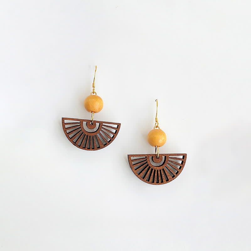 Buddha Stones Boucles d'oreilles minimalistes en bois en forme d'éventail, fabriquées à la main - image 1
