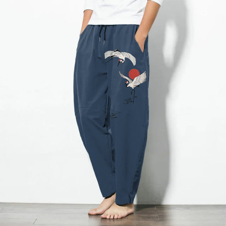 Buddha Stones Pantalon fuselé pour homme en pur coton, motif grue et soleil rouge, cordon de serrage et poches - image 1