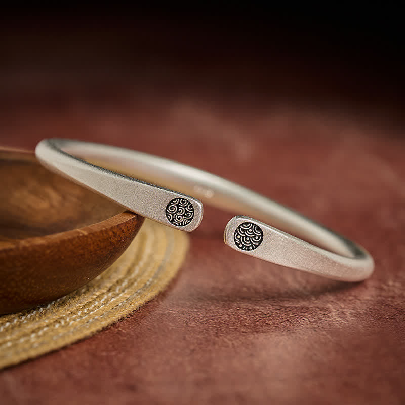 Buddha Stones Bracelet manchette Lotus en cuivre, symbole de nouveau départ - image 1