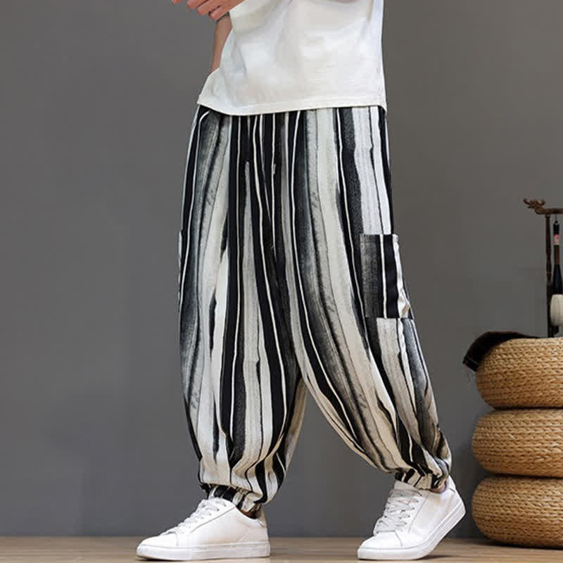 Buddha Stones Pantalon court rayé style bohème décontracté d'été avec poches plaquées, style sarouel pour homme. - image 0