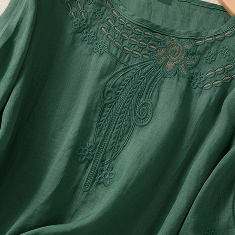 T-shirt femme à col rond et manches courtes bouffantes, orné de broderies florales unies et de Buddha Stones - image 22