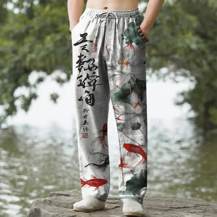 Buddha Stones Pantalon fuselé pour homme en coton avec poches, motif de carpes koï et lotus délavé à l'encre - Beige - US/UK/AU50，EU60 (5XL) - image 0