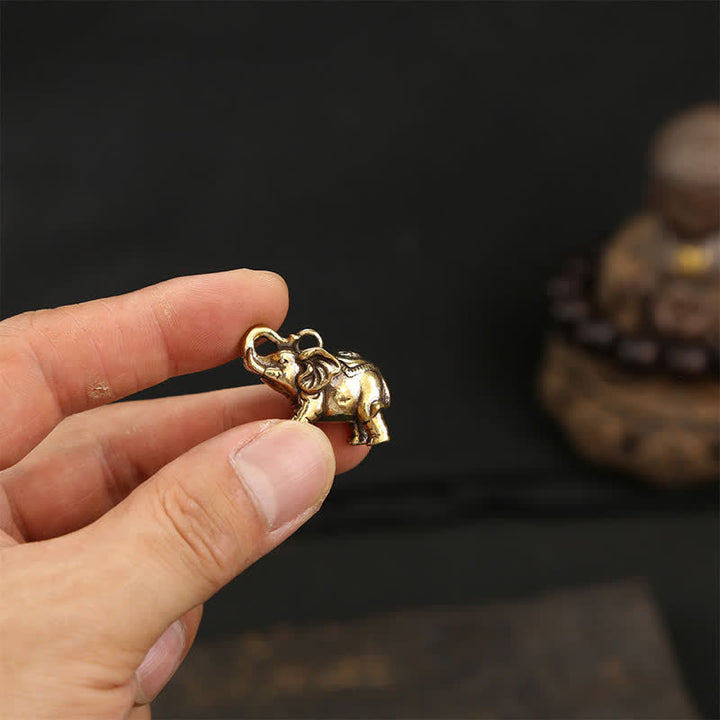 Buddha Stones Porte-clés en laiton en forme d'éléphant, de cinq pièces d'empereur et de gourde Pi Xiu, symboles de sagesse - image 17