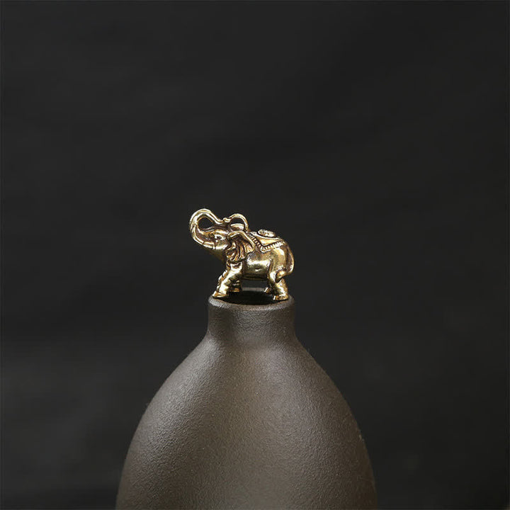 Buddha Stones Porte-clés en laiton en forme d'éléphant, de cinq pièces d'empereur et de gourde Pi Xiu, symboles de sagesse - image 15