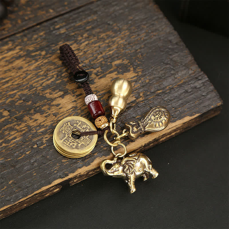 Buddha Stones Porte-clés en laiton en forme d'éléphant, de cinq pièces d'empereur et de gourde Pi Xiu, symboles de sagesse - Pièces de monnaie Sac d'argent Gourde - image 1