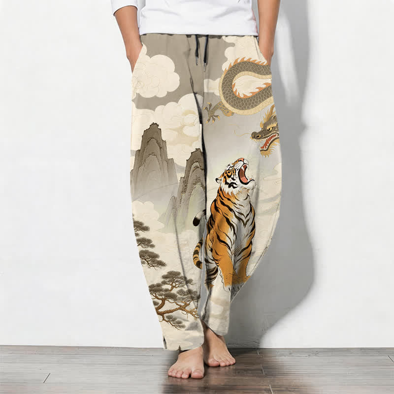 Buddha Stones Pantalon fuselé pour homme en pur coton avec cordon de serrage et poches, motif paysage tigre et dragon. - Tanné - US/UK/AU50，EU60 (5XL) - image 0
