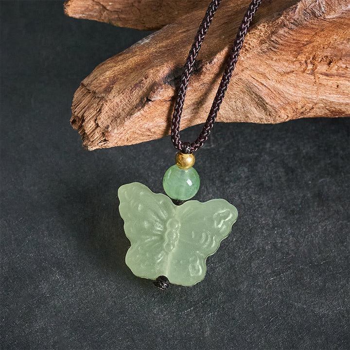 Buddha Stones Collier pendentif sculpté à la main Xiuyan Jade Butterfly Transformation - image 3