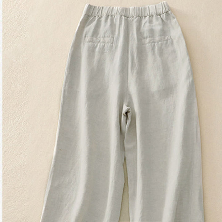 Pantalon femme à poches, couleur Buddha Stones , boutonné sur le devant, élastique au dos. - image 3