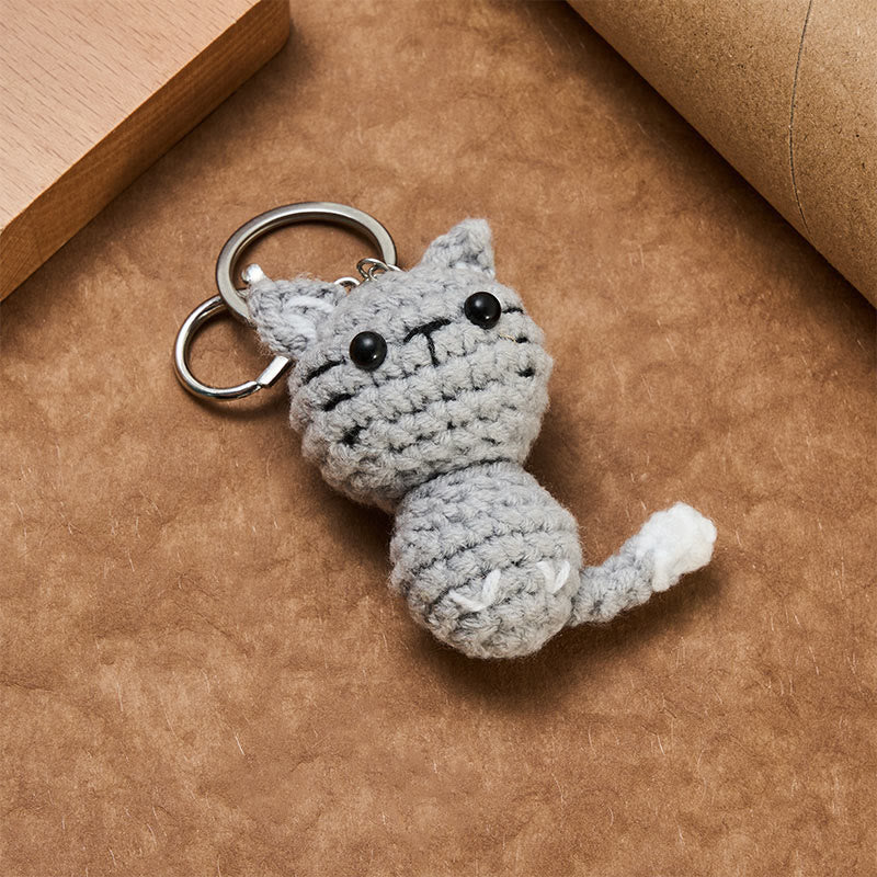 Buddha Stones Porte-clés cadeau chat mignon gris clair crocheté à la main - image 3