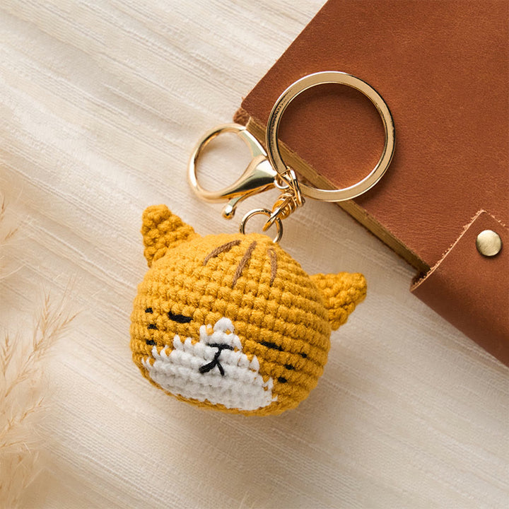 Buddha Stones Porte-clés Harmony en forme de tête de chat mignon, crochetés à la main - Chat orange - image 0