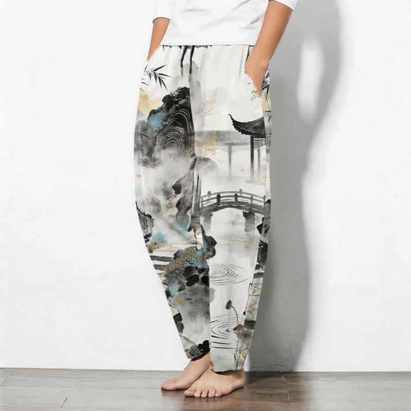 Buddha Stones Pantalon fuselé pour homme en pur coton, motif bambou, paysage imprimé à l'encre, cordon de serrage et poches - image 1