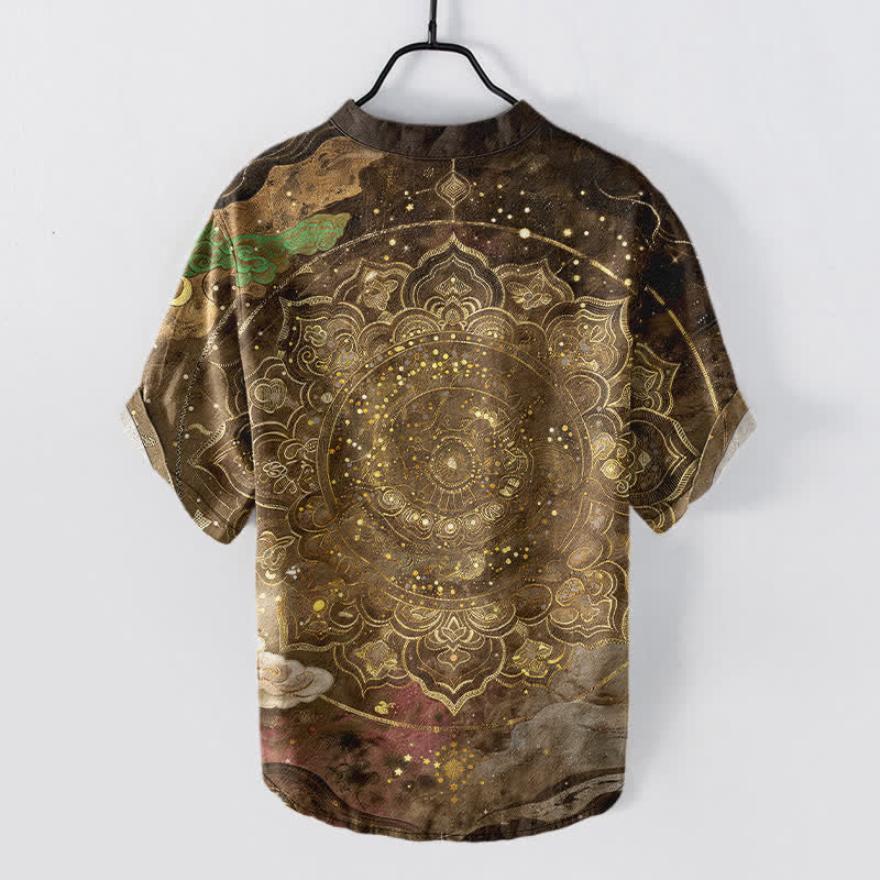 Buddha Stones Chemise à manches courtes pour homme en coton à motif mandala doré et galaxie, demi-boutonnée - image 8