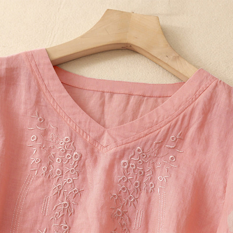 Chemise décontractée pour femme Buddha Stones à manches courtes et col en V orné de fleurs brodées - image 1