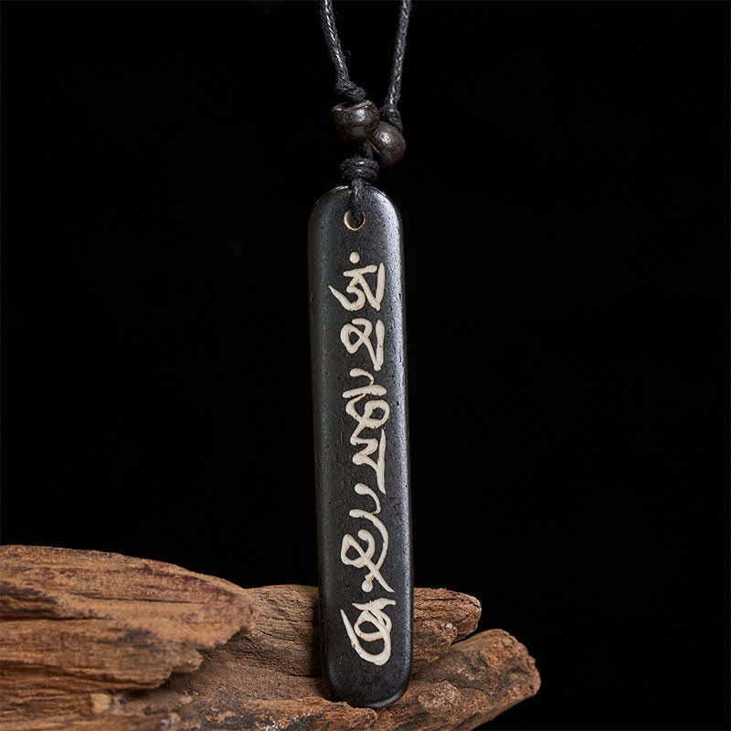 Buddha Stones Collier de paix Om Mani Padme Hum en perles d'os sculptées à la main - image 4