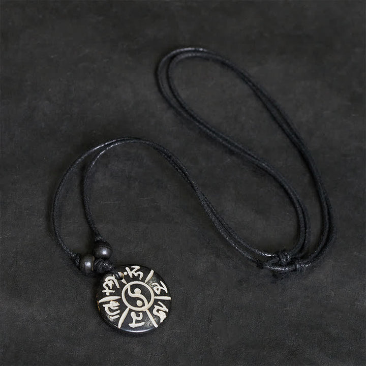 Buddha Stones Collier de protection Om Mani Padme Hum Yin Yang en perles d'os sculptées à la main - image 3